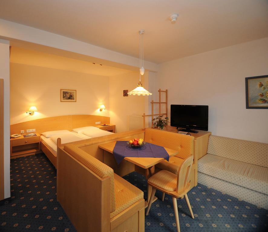 Hotel Gasthof Waldschenke Марленго Стая снимка